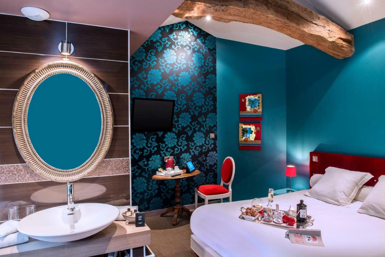 Hotel Spa Frederic Carrion Et Sa Table Gastronomique Vire  Exterior photo