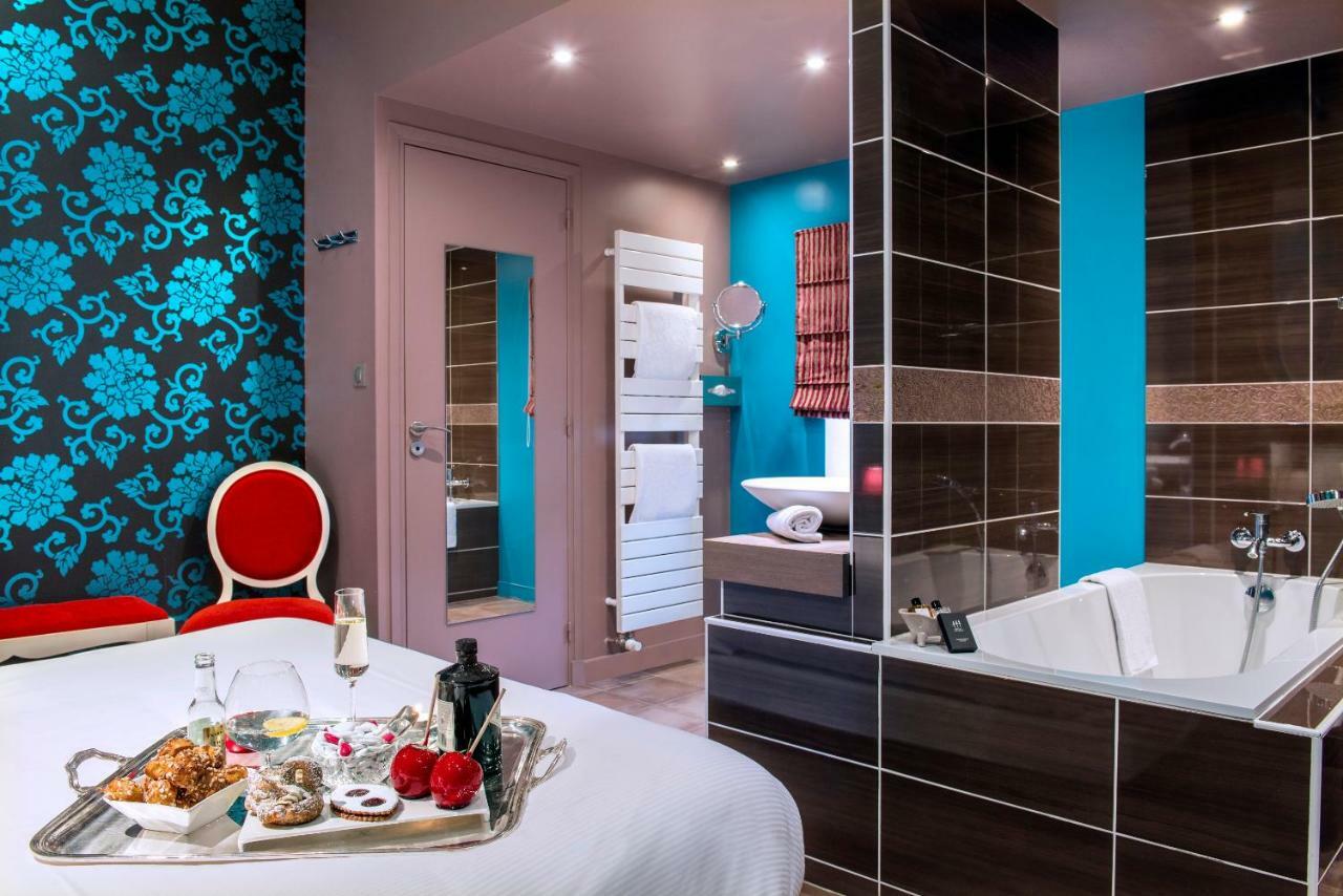 Hotel Spa Frederic Carrion Et Sa Table Gastronomique Vire  Exterior photo